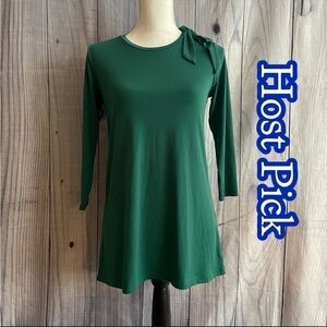 𝅺✅2X Host Pick✅ The Limited Blouse, Small